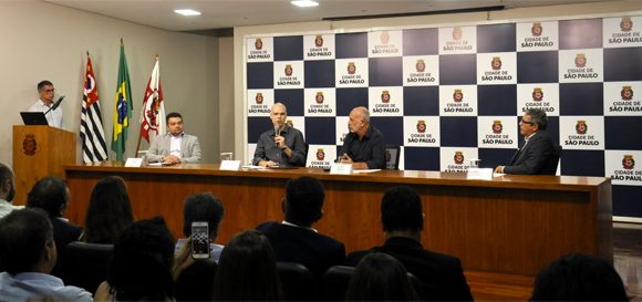 Agora é Lei: proibição de plásticos de uso único é sancionada na cidade de São Paulo.