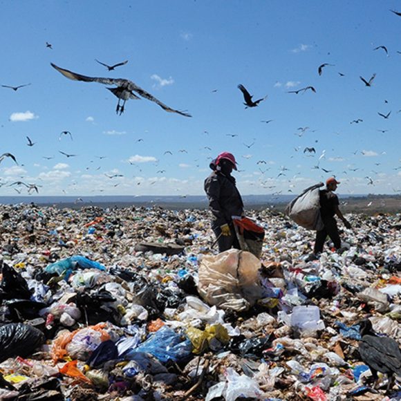 Metade das cidades brasileiras ainda despejam lixo a céu aberto, aponta ISLU 2020