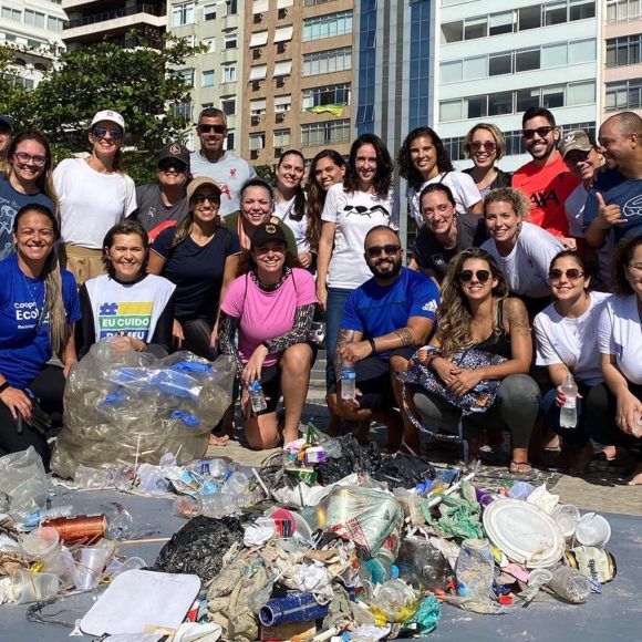 AXA e Limpa Brasil realizam mutirões de limpeza em 3 cidades para a AXA Week for Good