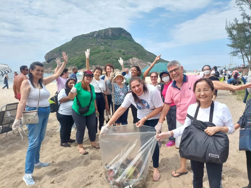 Ação do Instituto Limpa Brasil retira mais de 430 mil quilos de resíduos na praia do Recreio no Rio