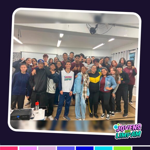 Mês do voluntariado: área proporciona crescimento pessoal e profissional para jovens do Brasil